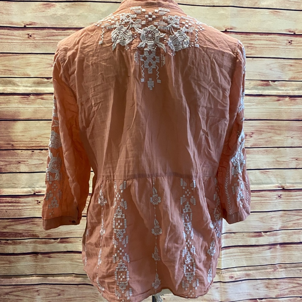 JOHNNY WAS 3J Workshop Peach Embroidered Blouse, Size Small - Picture 6 of 8